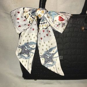 2 in 1 Twilly Star Scarf Handbag Scarf